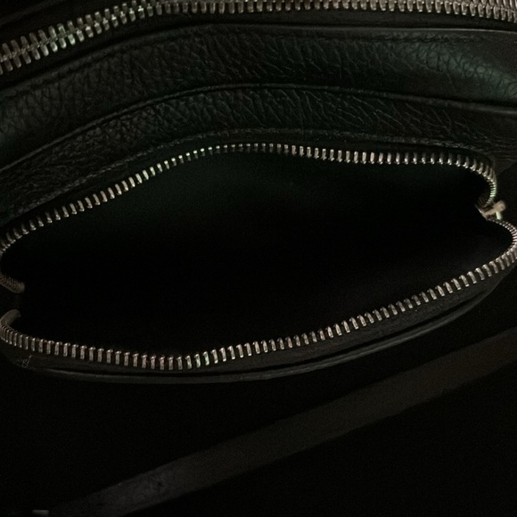 Burberry purse AND Burberry wallet. Both authentic - Picture 3 of 7